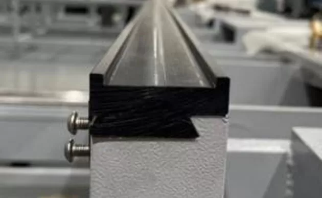 ストレートラインダブルエッジマシンの特許を取得した伝送構造